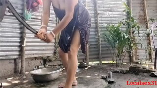 Indian Dehati Village Local Bhabhi Fucking Outdoor By Devor
