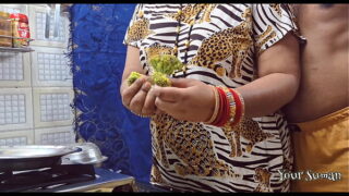 Indian Desi Horny Lover Fucking Wet Pussy Aunty in The Kitchen