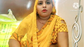 Indian Tamil village aunty fuking wet pussy by neighbour lover